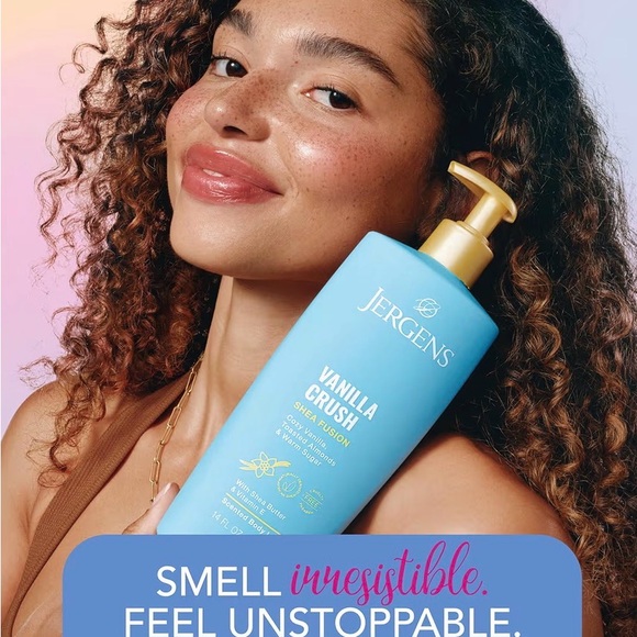 Jergens Vanilla Crush Shea Fusion Body Lotion - Cozy Vanilla - Picture 4 of 5